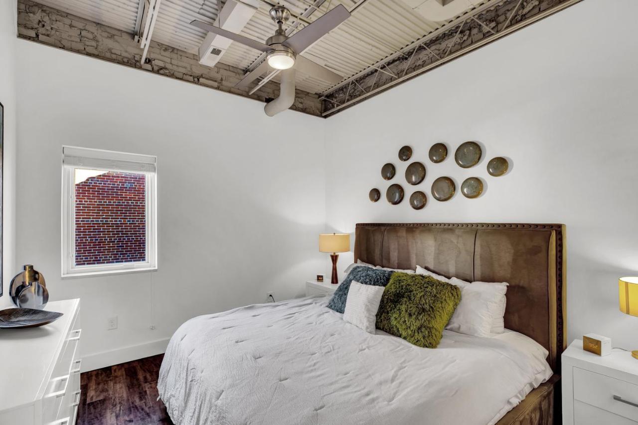 A Friendly Staycation - Downtown Greensboro Close To Major Attractions! المظهر الخارجي الصورة